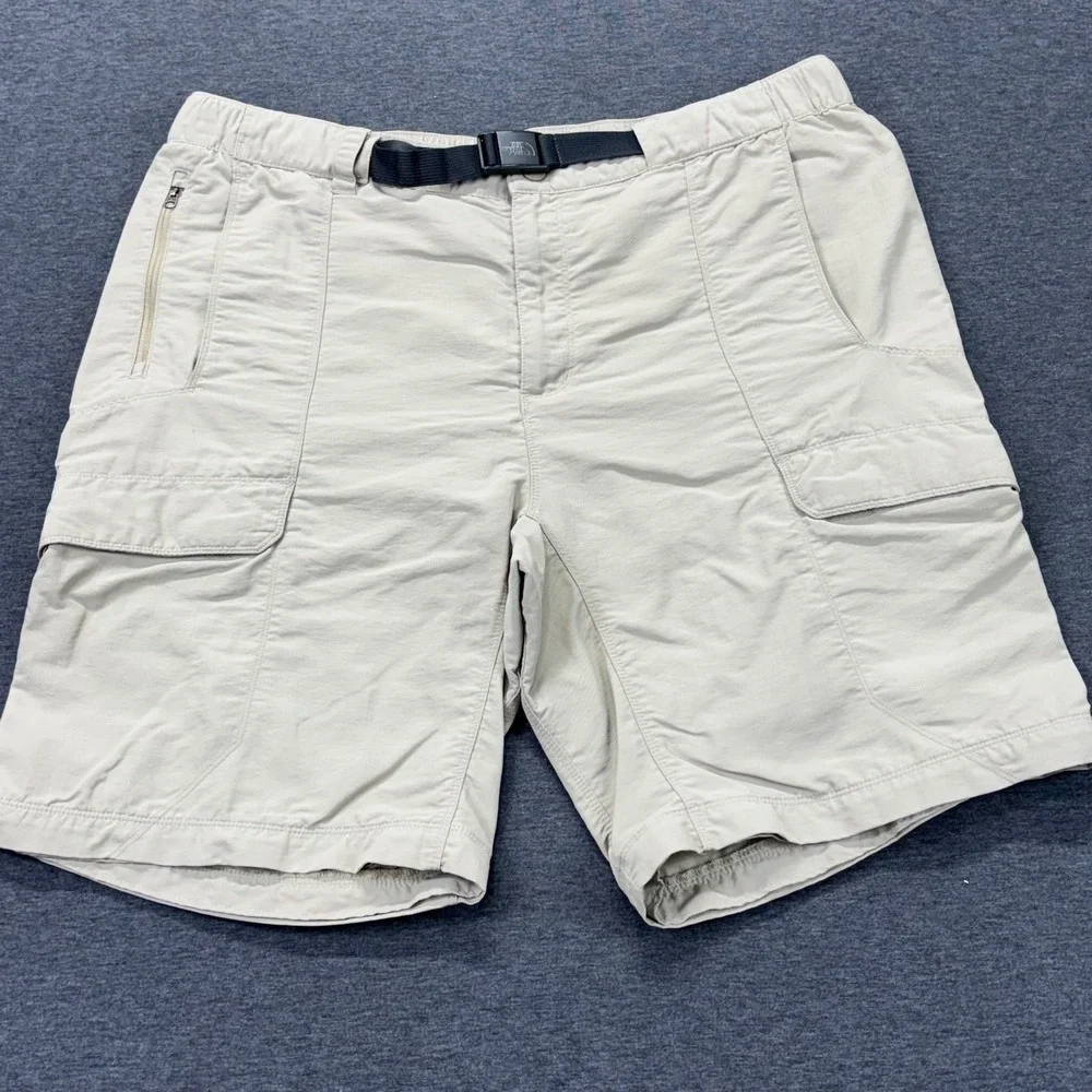 The North Face Shorts Mens XL Beige Cargo Hiking 10in Inseam 38 Waist Belt